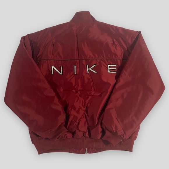 ⭐️ Nike Reversible Bomber/Quilted Jacket - Picture 5 of 8